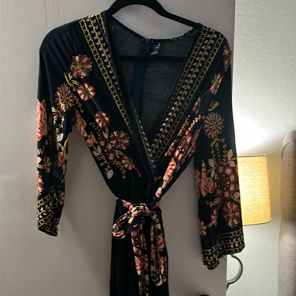 SUPER CUTE long sleeve romper. Bought but never worn.